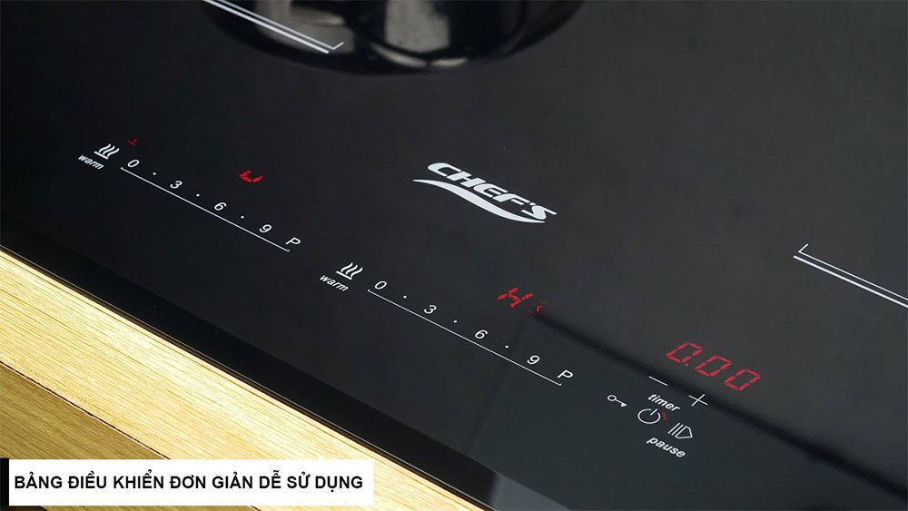 Bảng điều khiển riêng biệt dễ dàng sử dụng