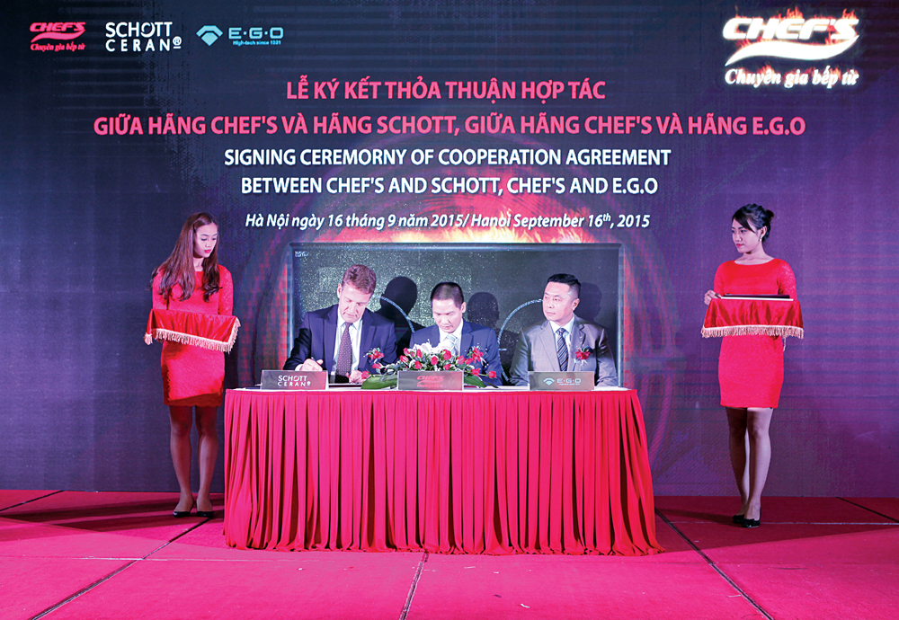 Chef's hợp tác với E.G.O và Schott
