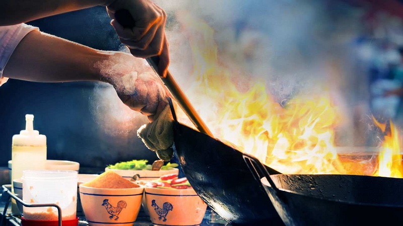 Bếp nóng như 