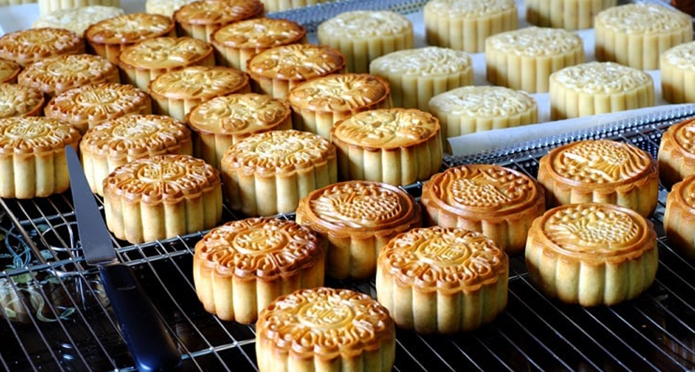 Bí quyết nướng bánh trung thu thơm ngon tại nhà