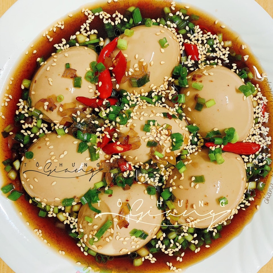 Trứng ngâm xì dầu ngon cơm ngày nắng nóng