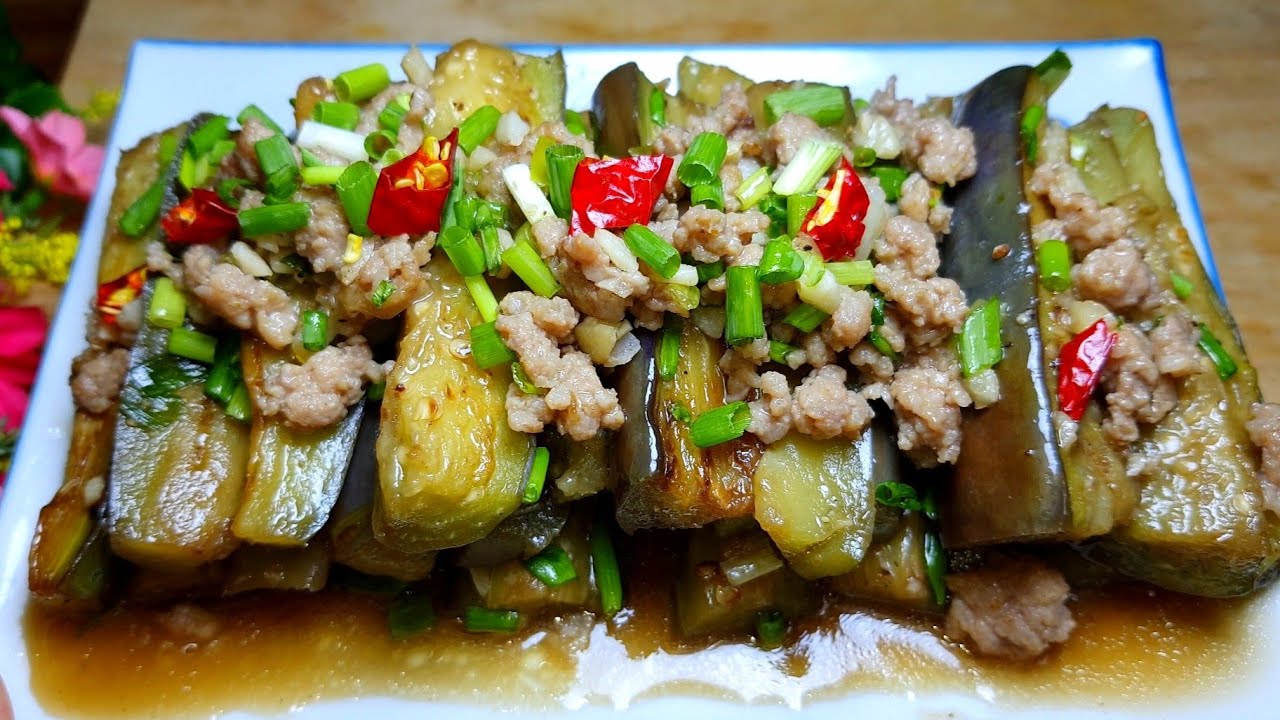 Cà tím sốt thịt băm trên bếp từ Chef’s