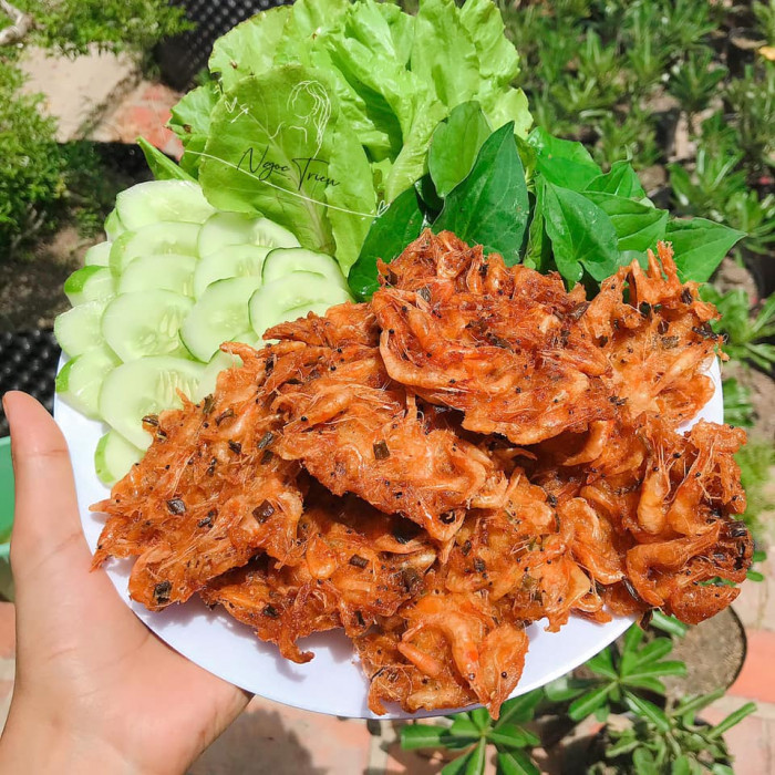 D031 – Cách làm bánh tép ngon giòn lạ miệng bằng lò nướng